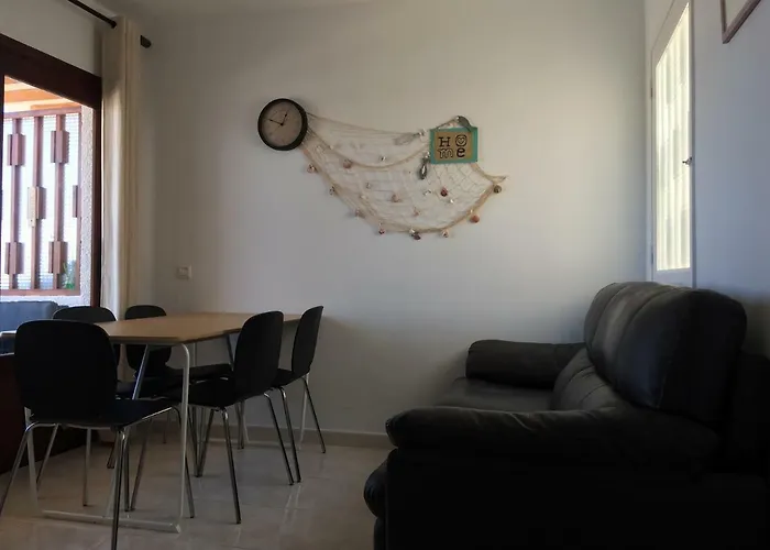 Cozy Vacation Apartment In Los Gigantes